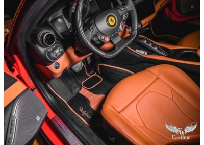 Ferrari Portofino - эксклюзивный комплект кожаных ковров