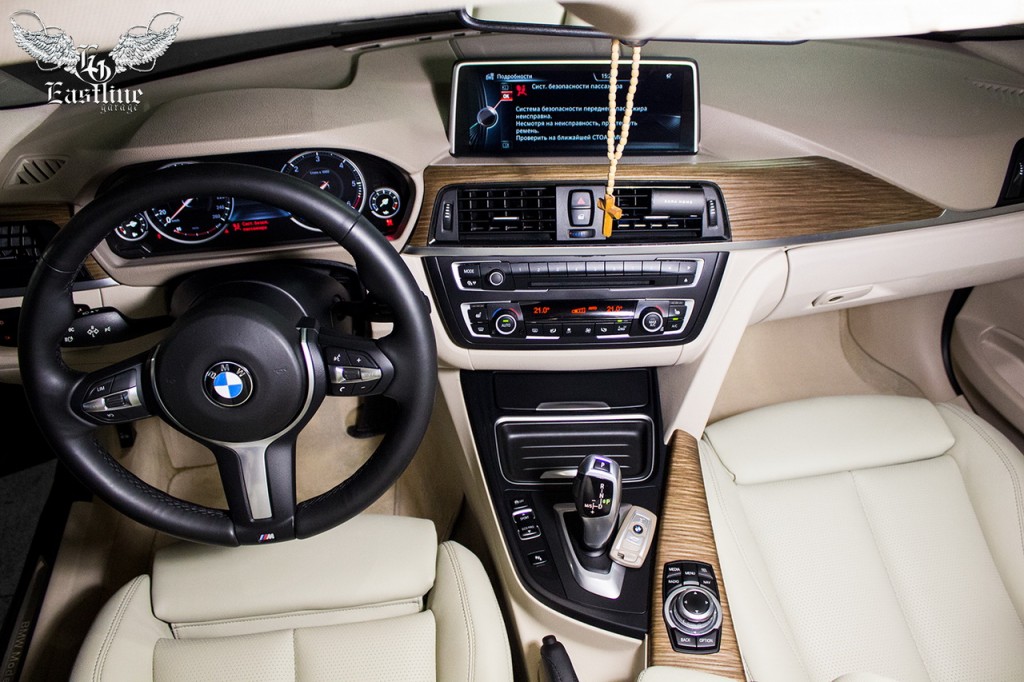 Интерьер BMW 3-series
