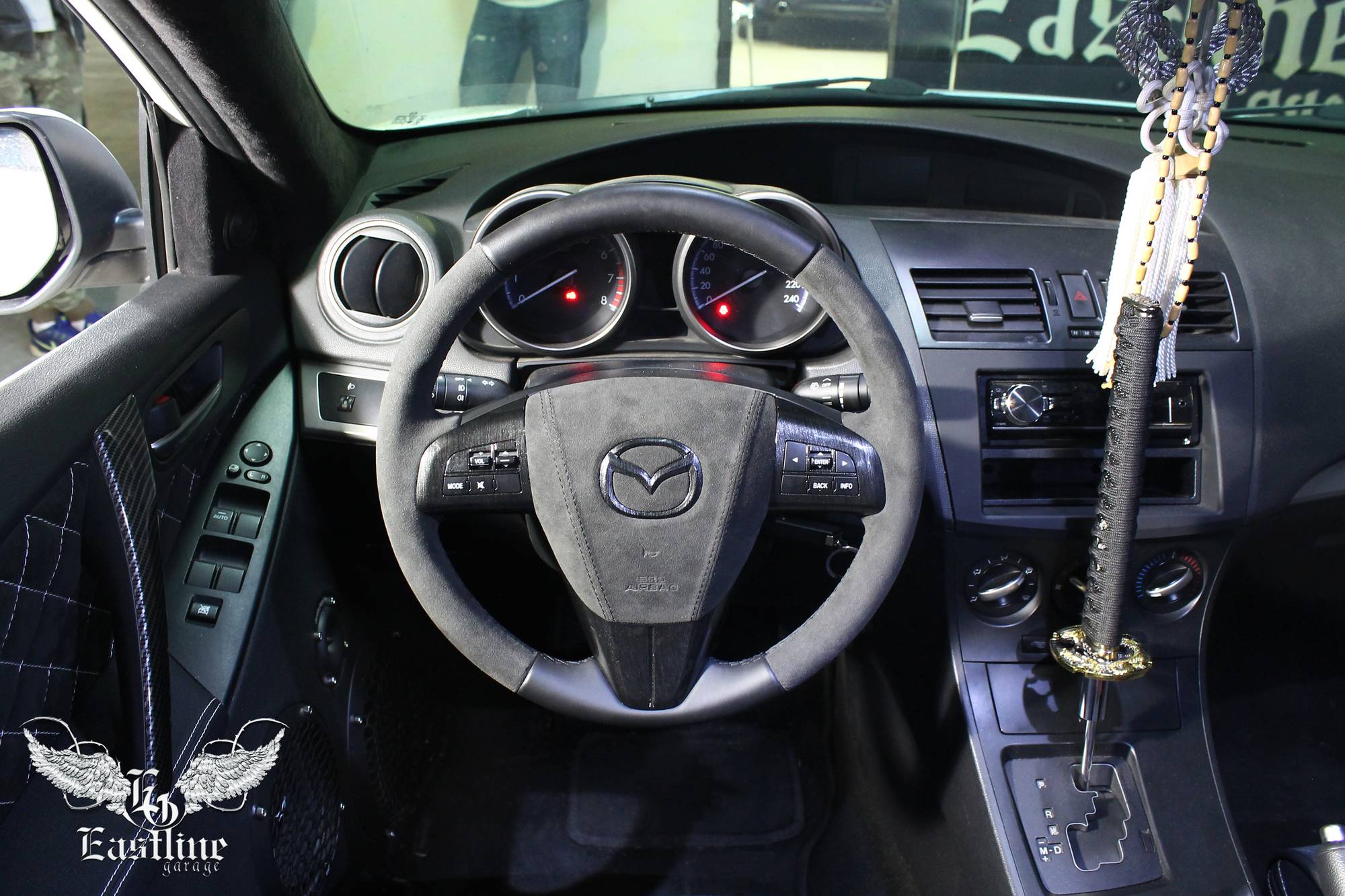 Перетяжка руля Mazda 3 2015