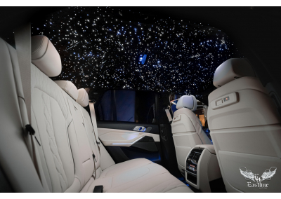 BMW X5 -перетяжка потолка с последующей установкой звёздного неба. 