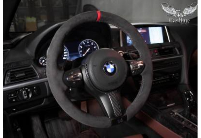 BMW 6(f13) - перетяжка руля в алькантару и перешив подушки в натуральную кожу.