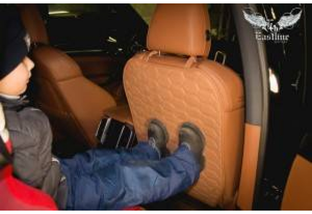 Porsche Cayenne изготовление защитной накидки на спинку сиденья от детских ног