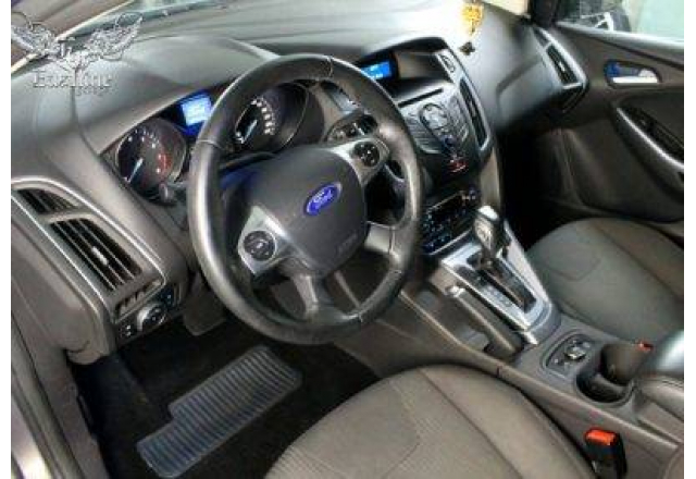 Ford Focus 3 – шумоизоляция кузова. Комплексная химчистка салона.