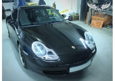 Porsche 911 – перетяжка ручек и подлокотников, замена ремней, покраска салонного пластика.