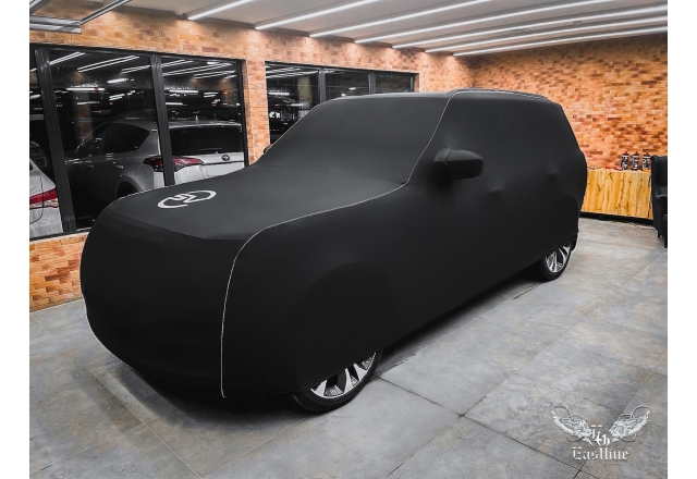 Range Rover SV – пошив защитного авточехла для гаражного хранения от тюнинг-ателье Eastline Garage 