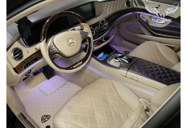 Mercedes-Benz Maybach – пошив комплекта ковриков из немецкой кожи