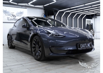 Tesla Model 3 на комплексной доработке интерьера и детейлинг процедурах в тюнинг-ателье Eastline Garage 