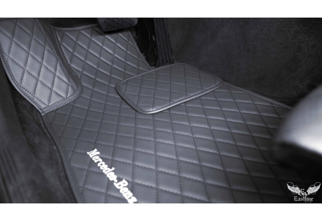 Mercedes-Benz E-class – пошив эксклюзивного комплекта ковров из немецкой экокожи