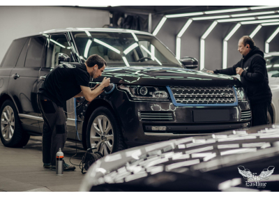 Детейлинг-мойка, полировка, керамика и химчистка для Range Rover в Eastline Garage