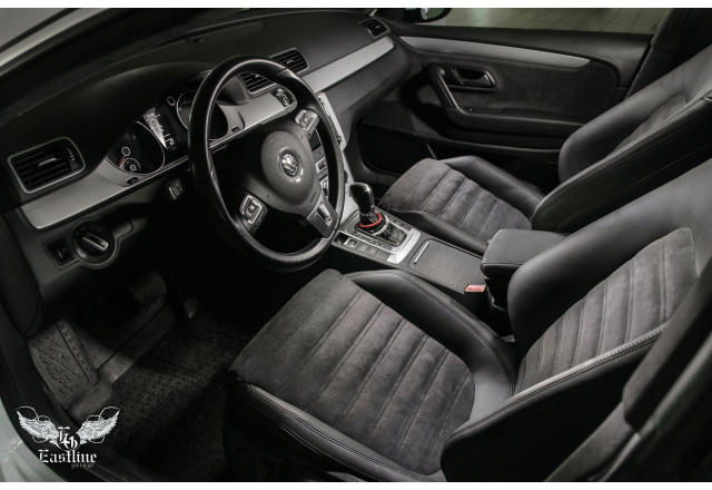 VW Passat CC - перетяжка салона в гладкую кожу и итальянскую алькантару.