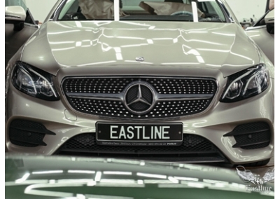 Mercedes-Benz E-coupe - комплексная химчистка и реставрация кожи в салоне автомобиля 